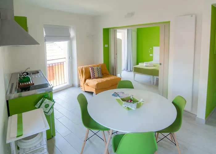 Persico - View And Private Parking Apartment Torno